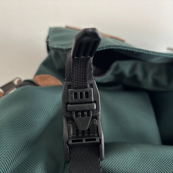 Rare Vintage The North Face Green Ruck Sack Backpack Hiking Bag Leather Trim - Picture 9 of 11